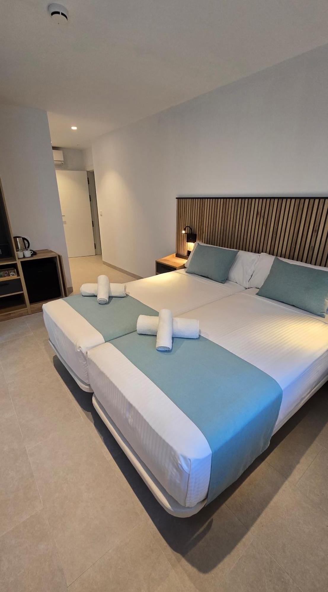 Hostal Rambla 24 By Holihome Αλικάντε Εξωτερικό φωτογραφία