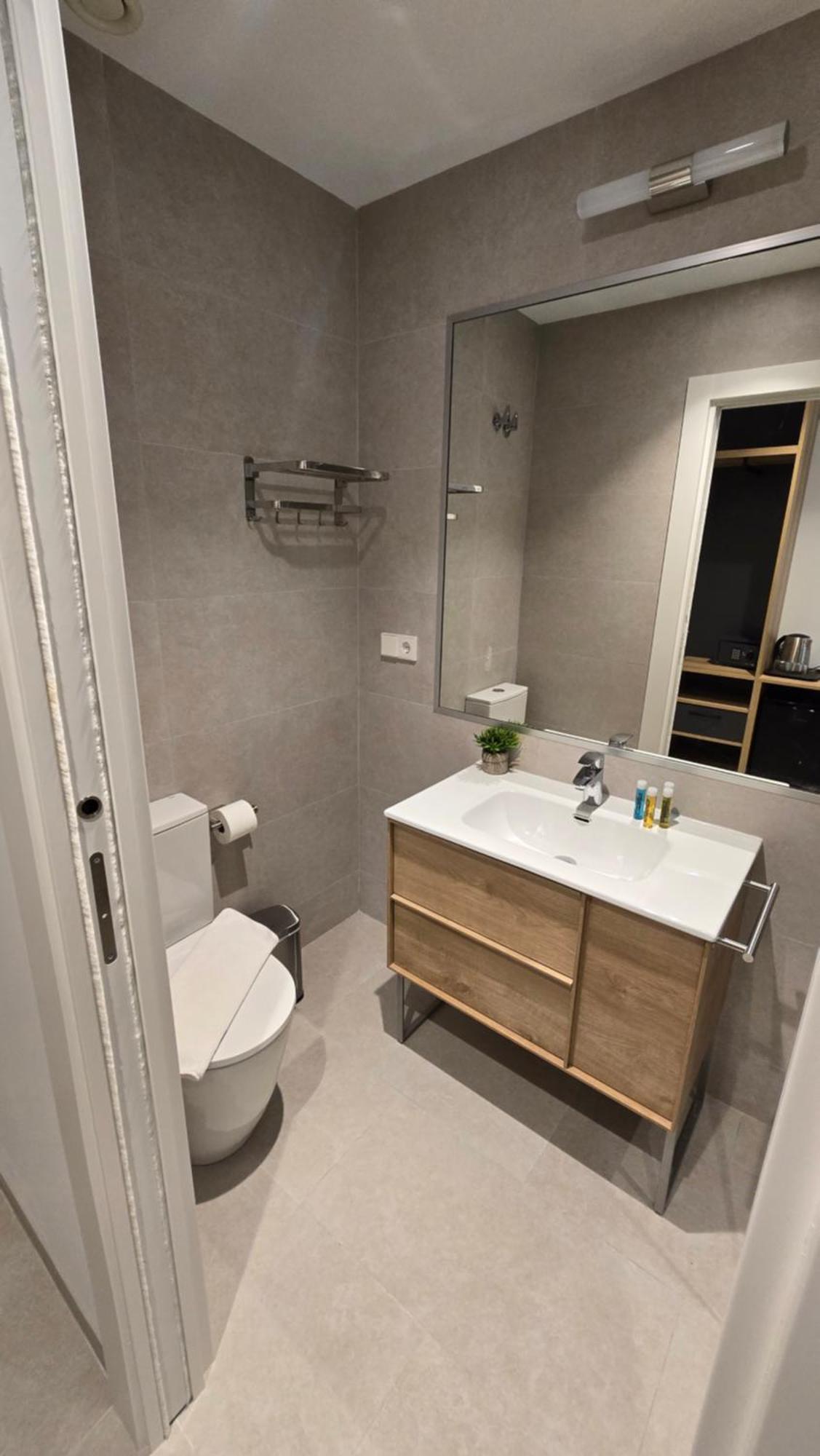 Hostal Rambla 24 By Holihome Αλικάντε Εξωτερικό φωτογραφία